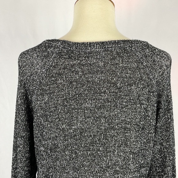 “Wild at Heart" Soft Embroidered Long Sleeve Lightweight Sweater - Size Medium - Picture 6 of 11